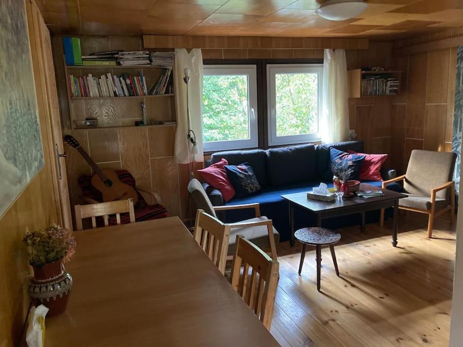 Cozy mountain cottage with terrace in Dolni Lomna