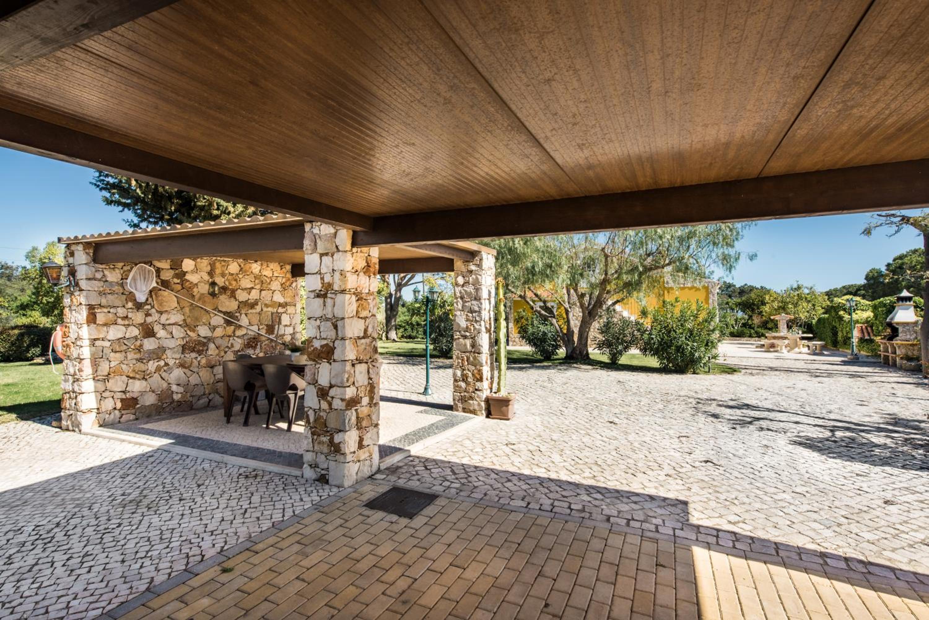 Algarve Villa with Private Pool and Garden