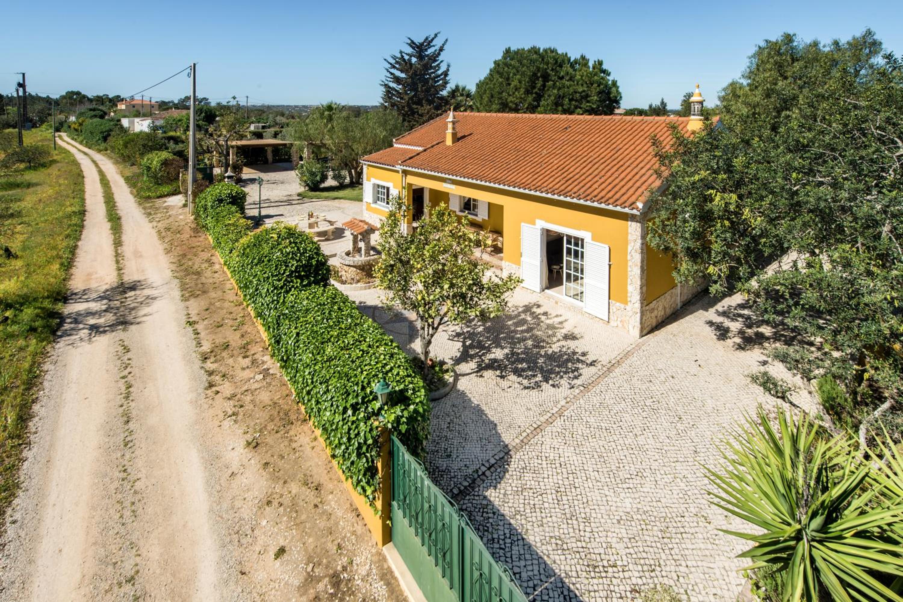 Algarve Villa with Private Pool and Garden