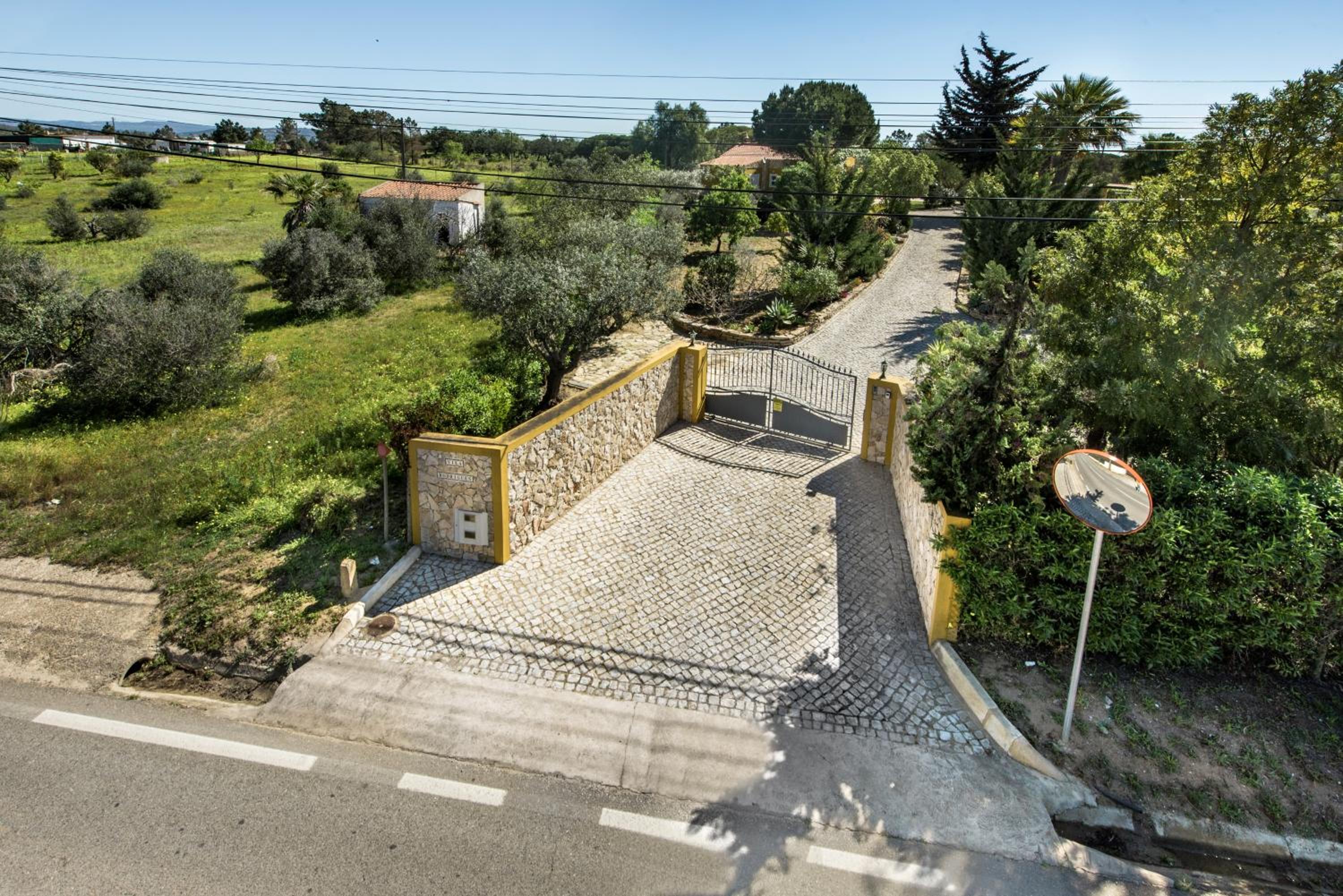 Algarve Villa with Private Pool and Garden