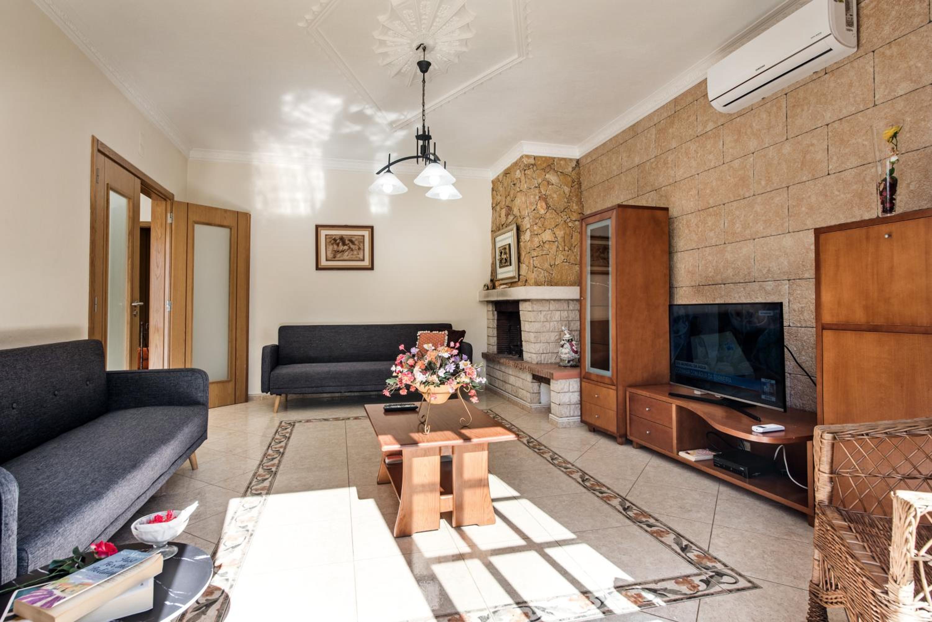 Algarve Villa with Private Pool and Garden
