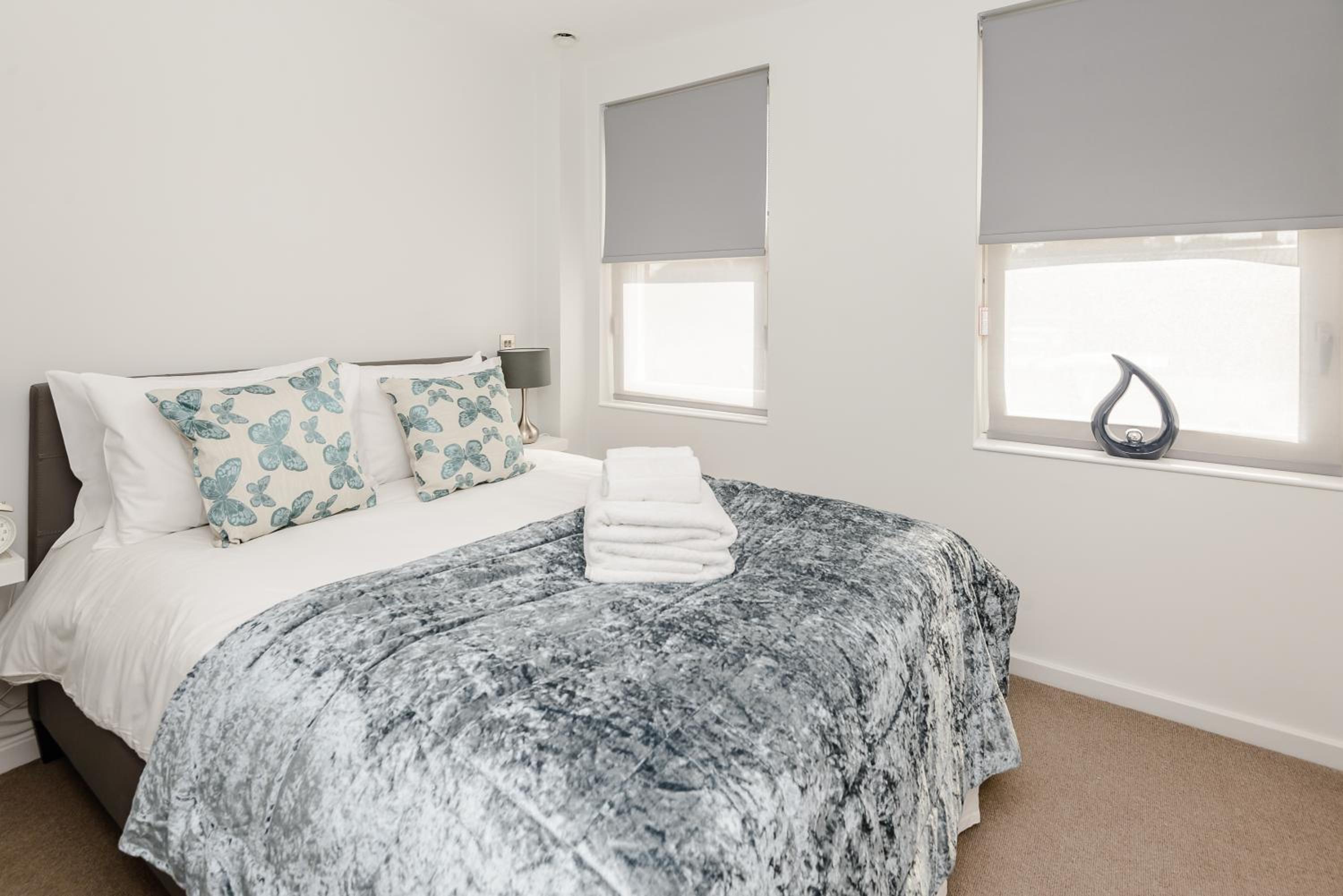 Ibis House by Viridian Apartments
