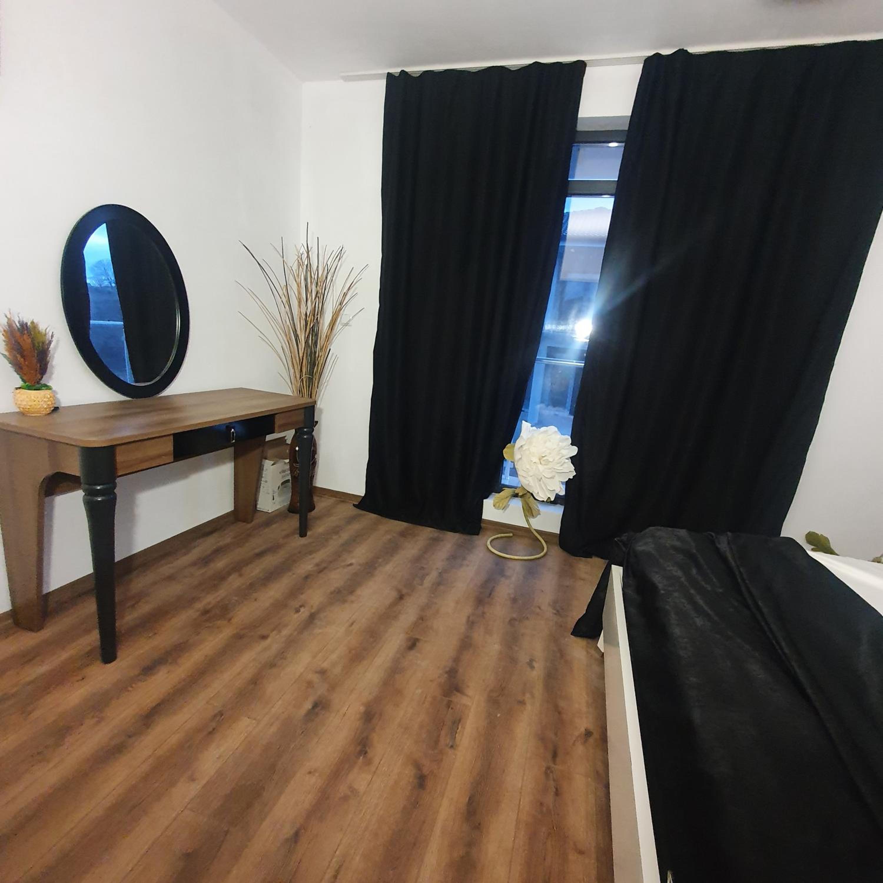 Captain Niko Apartments