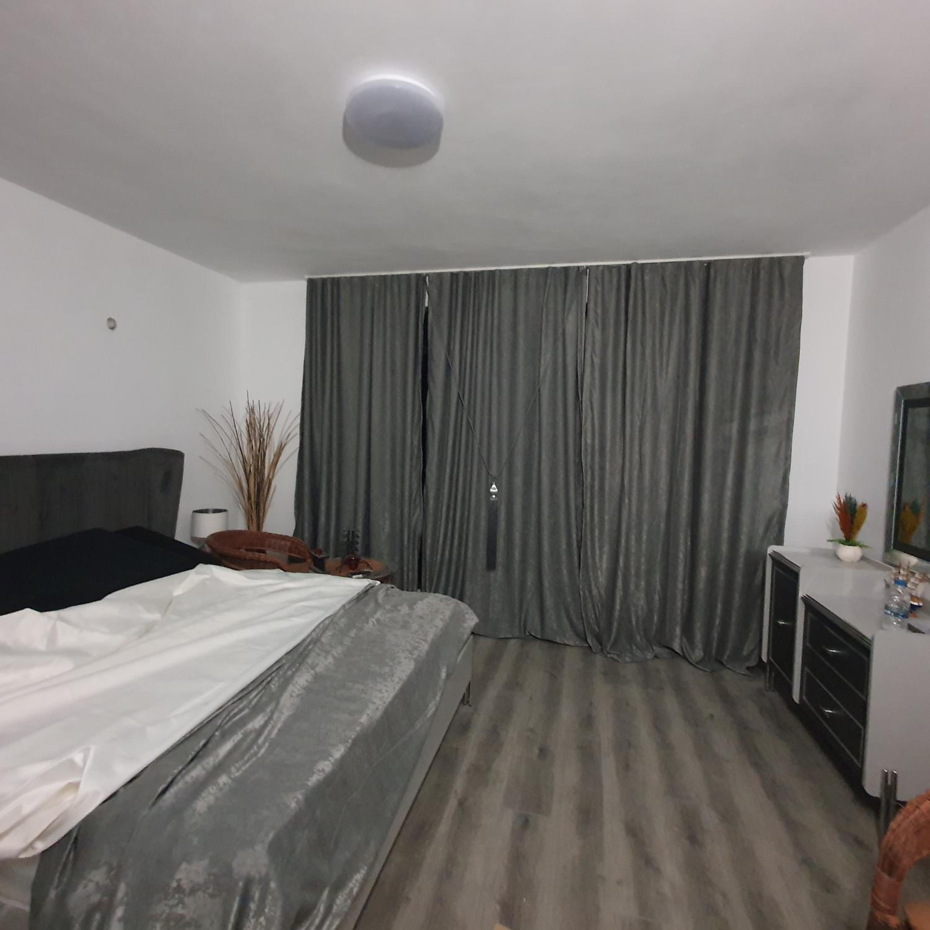 Captain Niko Apartments