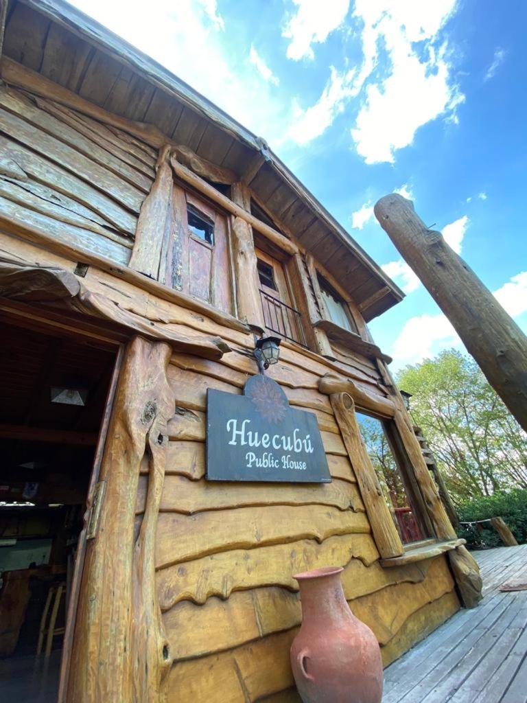Huecubu suites