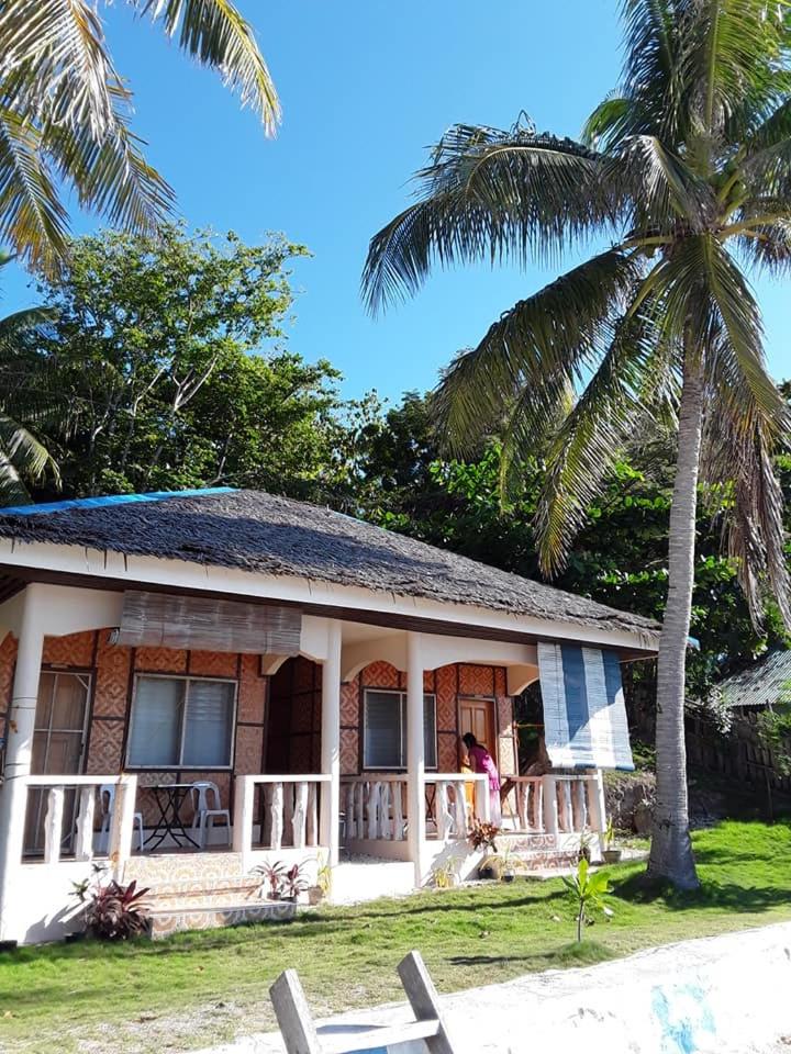 Islanders Paradise Beach view 5