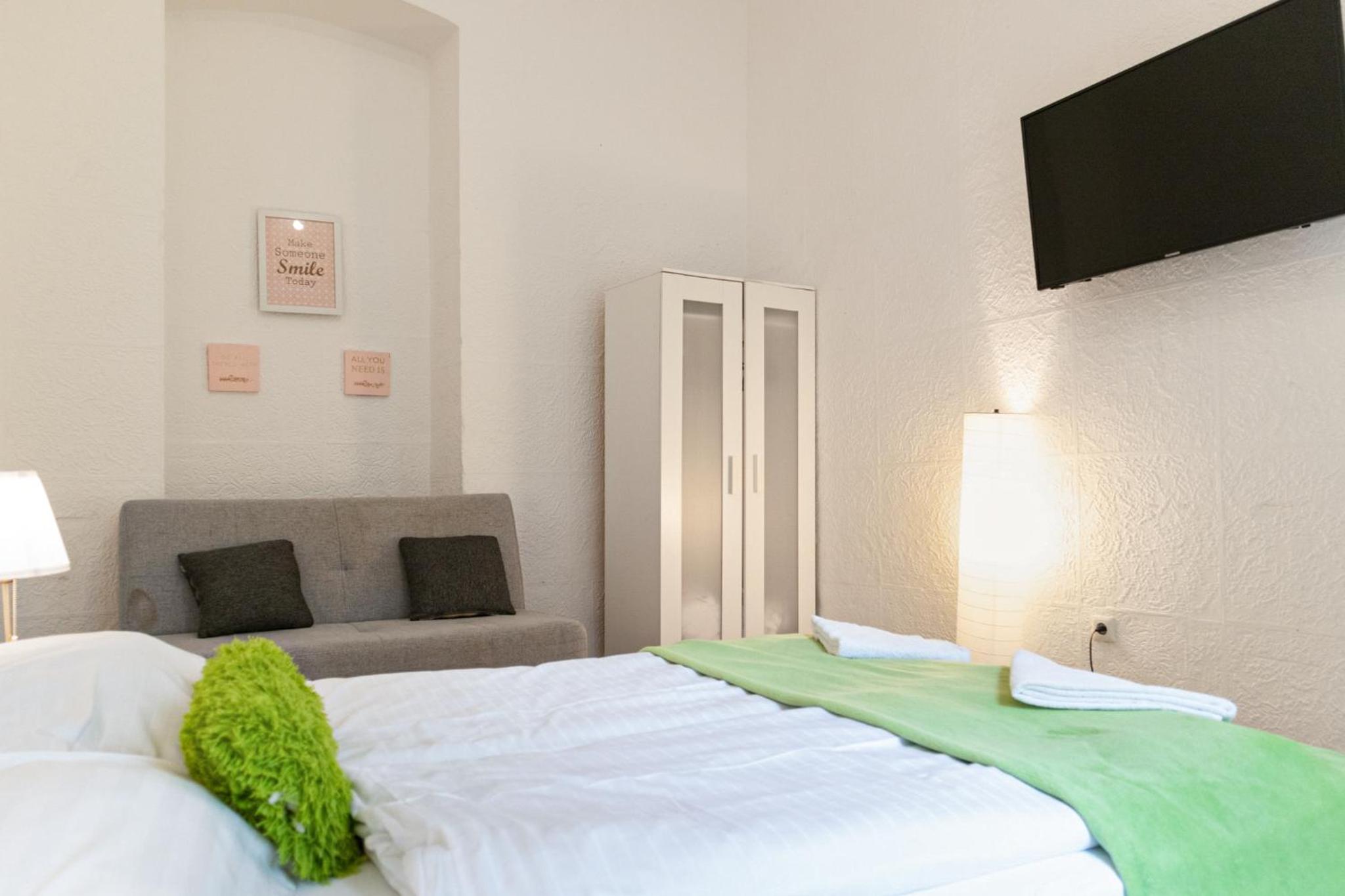 Affordable Stay, 3 Apartments Near Wiener Stadthalle