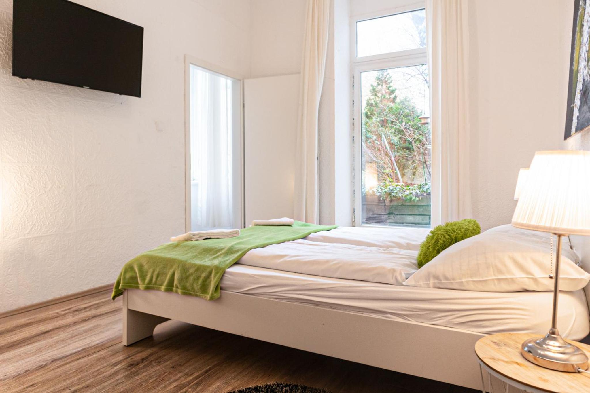 Affordable Stay, 3 Apartments Near Wiener Stadthalle