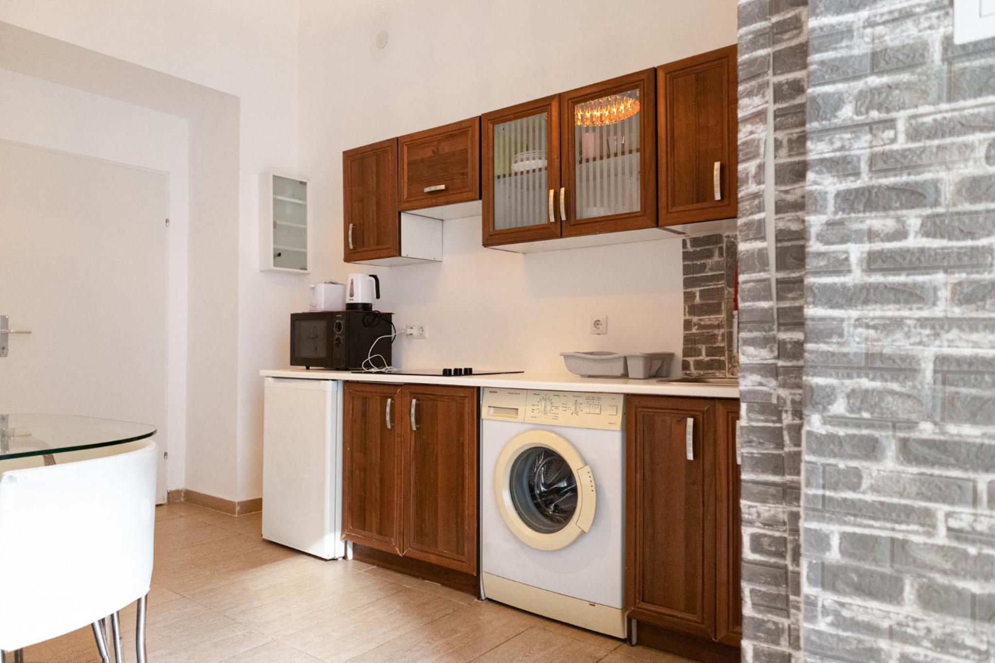 Affordable Stay, 3 Apartments Near Wiener Stadthalle