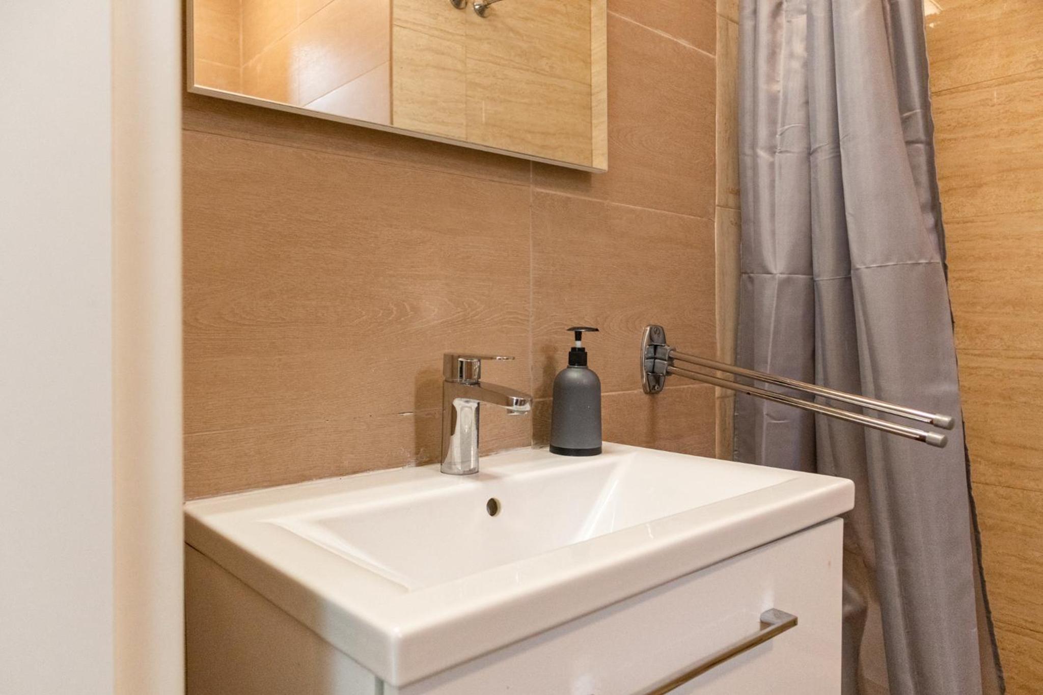 Affordable Stay, 3 Apartments Near Wiener Stadthalle