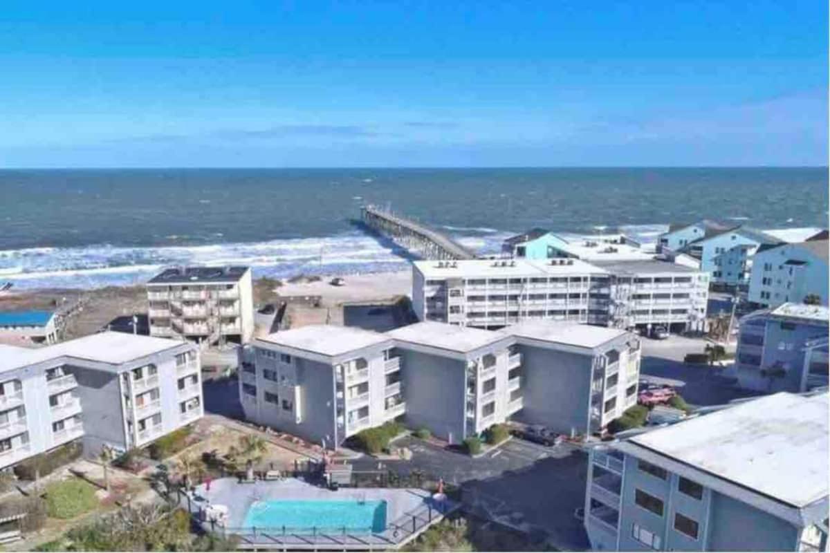 Hotel 3 Little Birds - Image 1