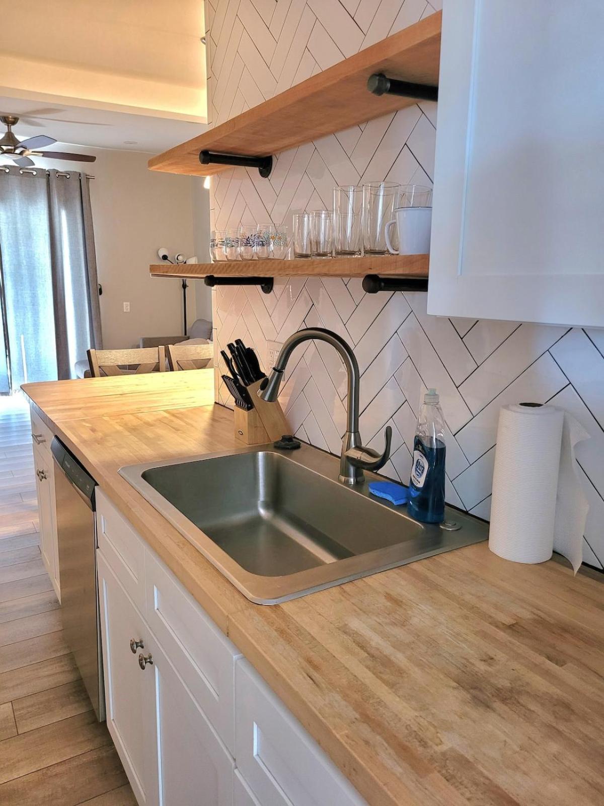 Beachwood Bungalow A