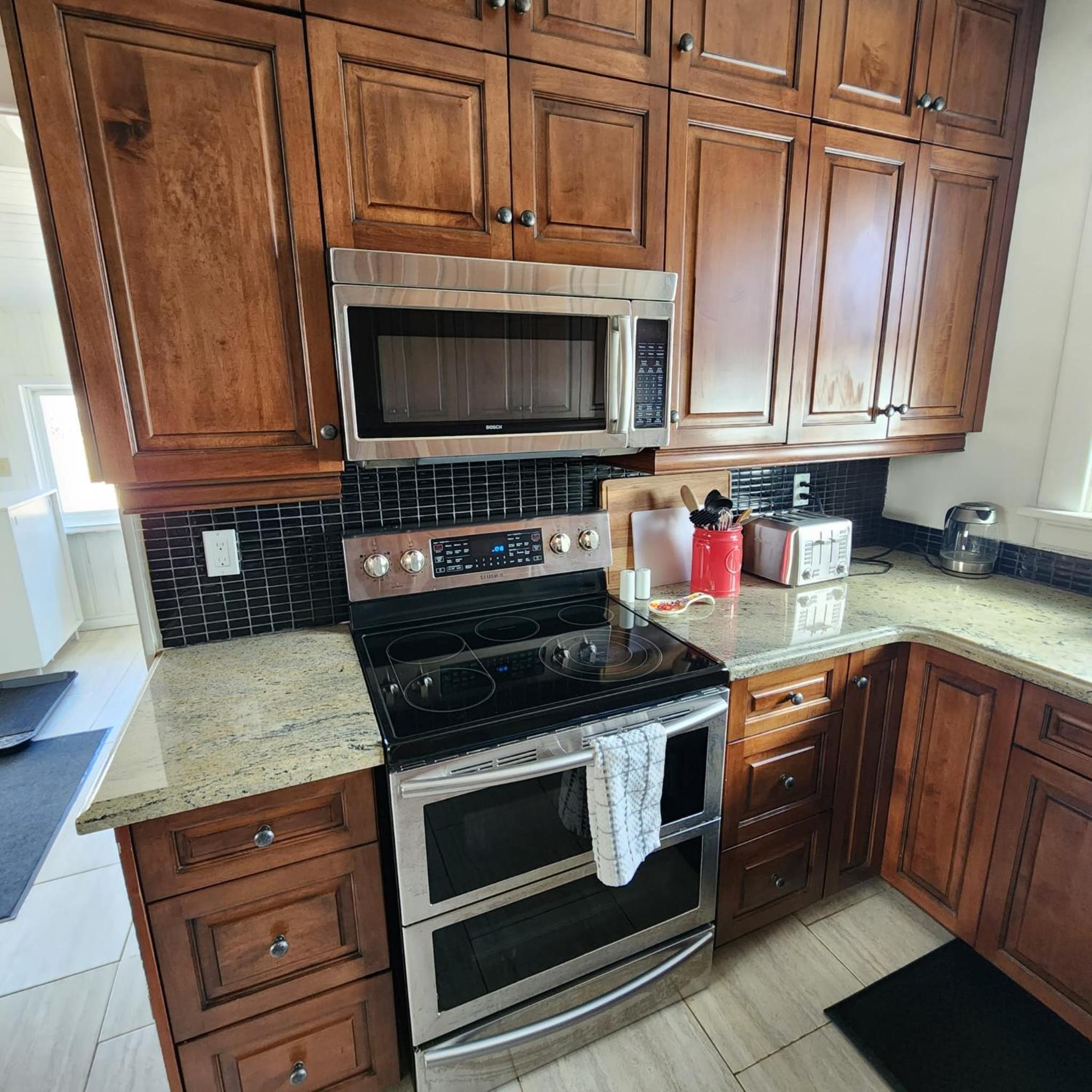 Kitchener Vacations - The Pandora Century Home - Property Image 10