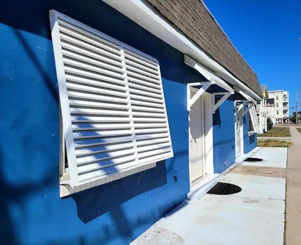 Beachwood Bungalow B
