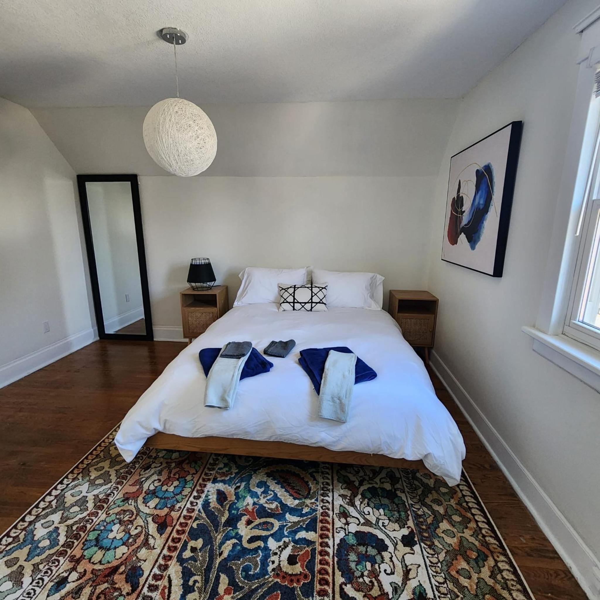 Kitchener Vacations - The Pandora Century Home - Property Image 4