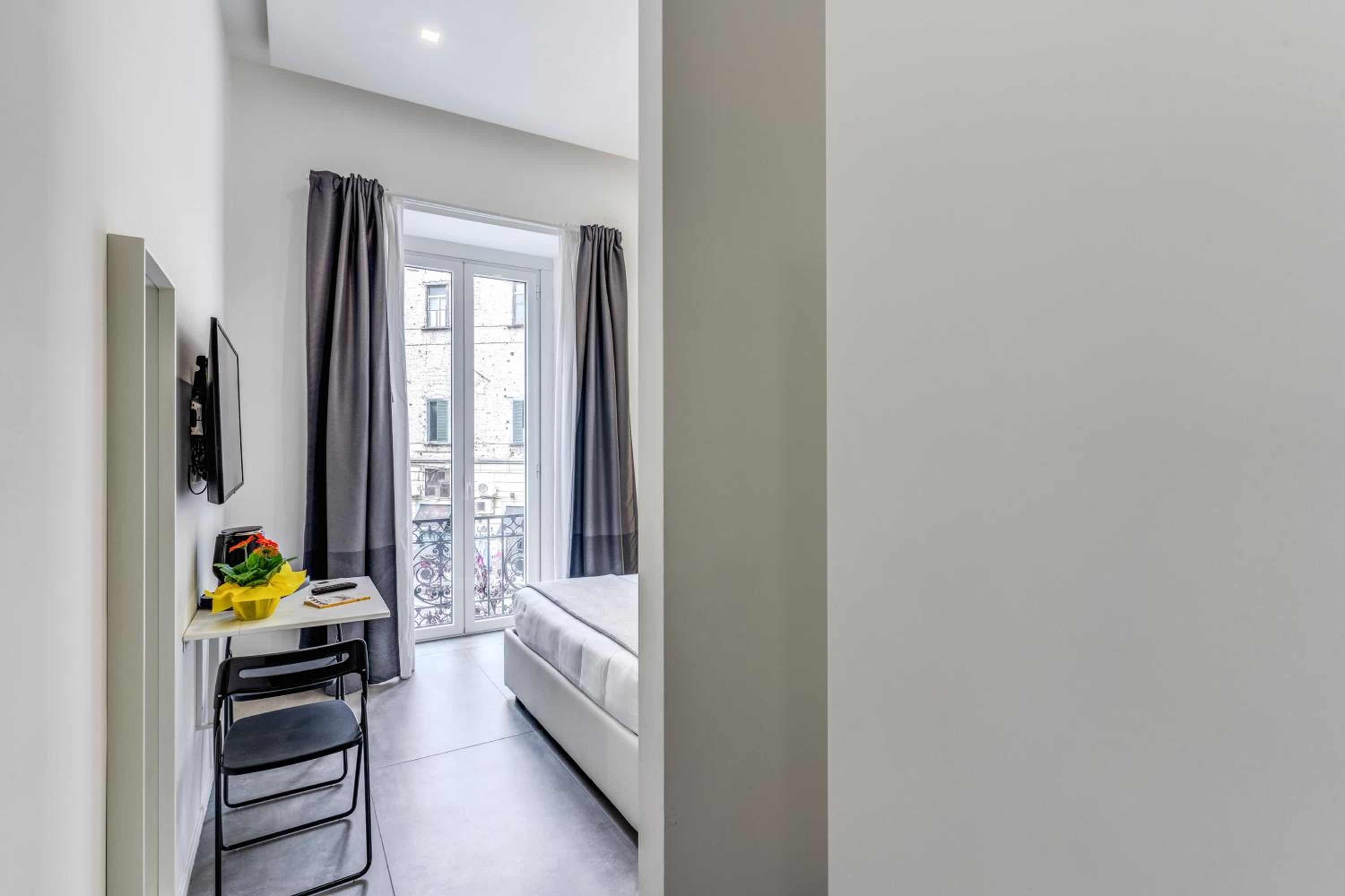 Gallery Suite Naples