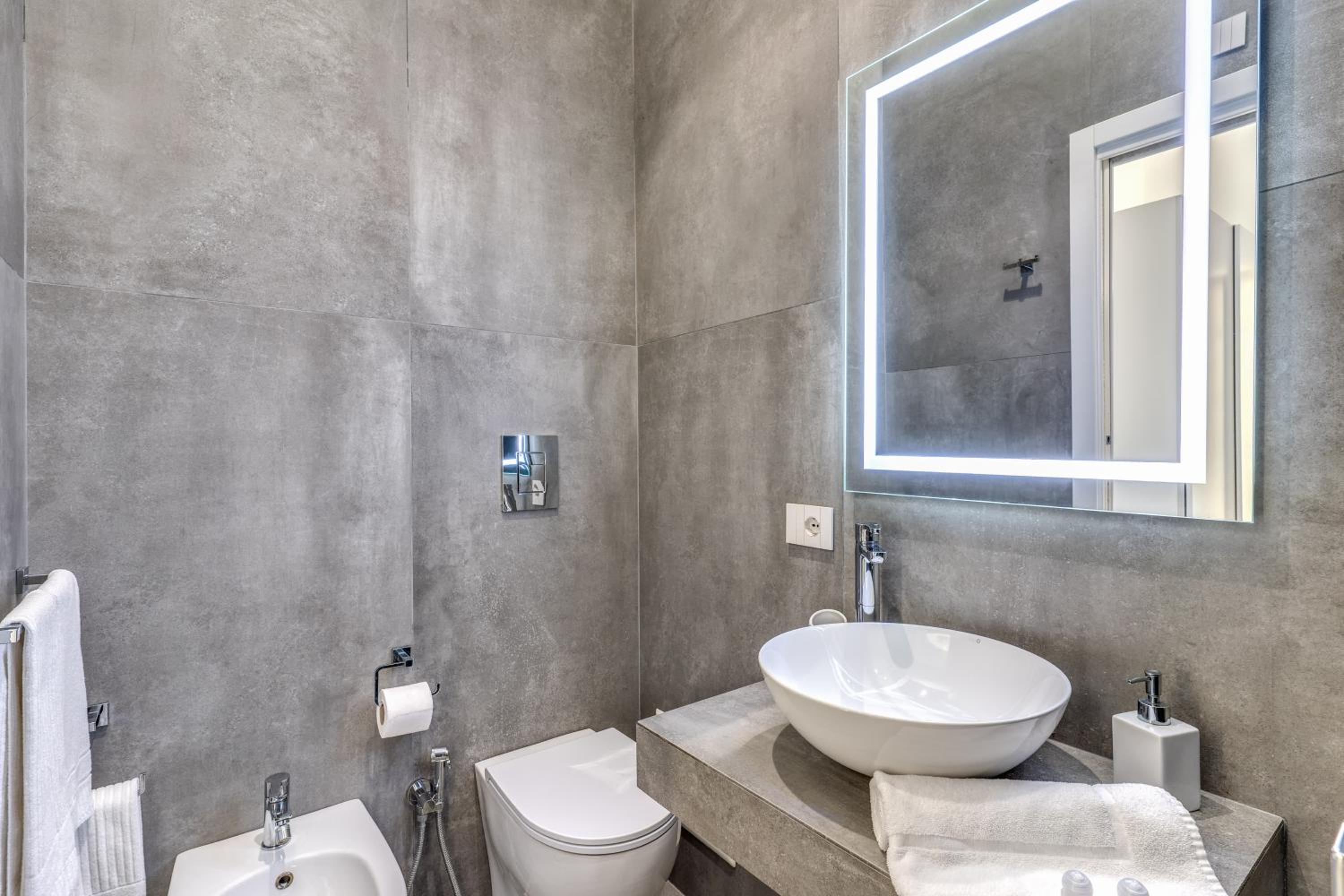 Gallery Suite Naples