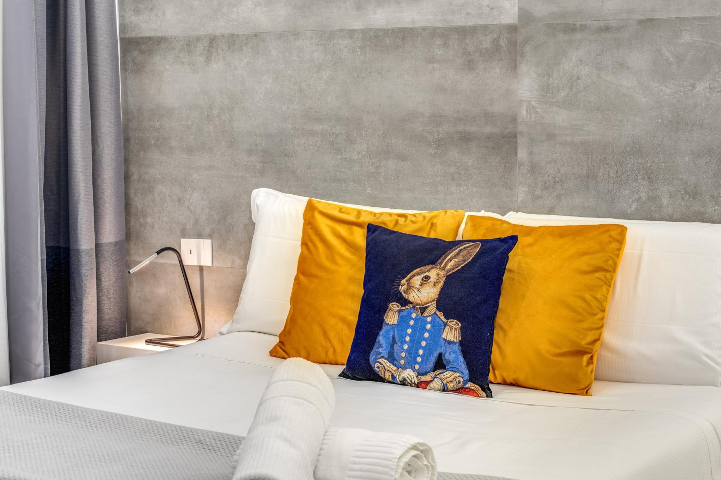 Gallery Suite Naples