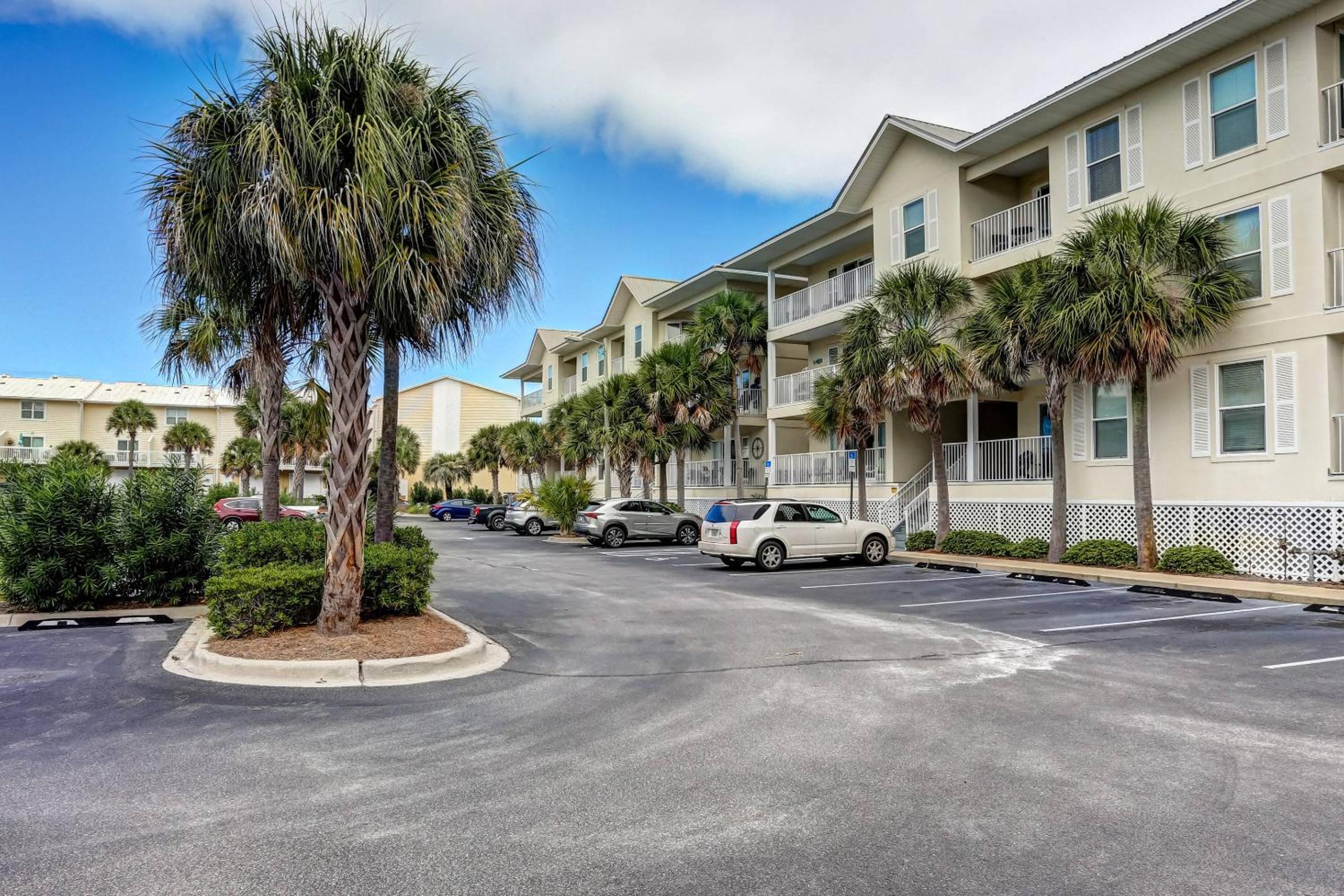 Gulf Island Condos Unit 514 view 5