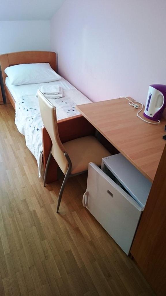 Photo 20