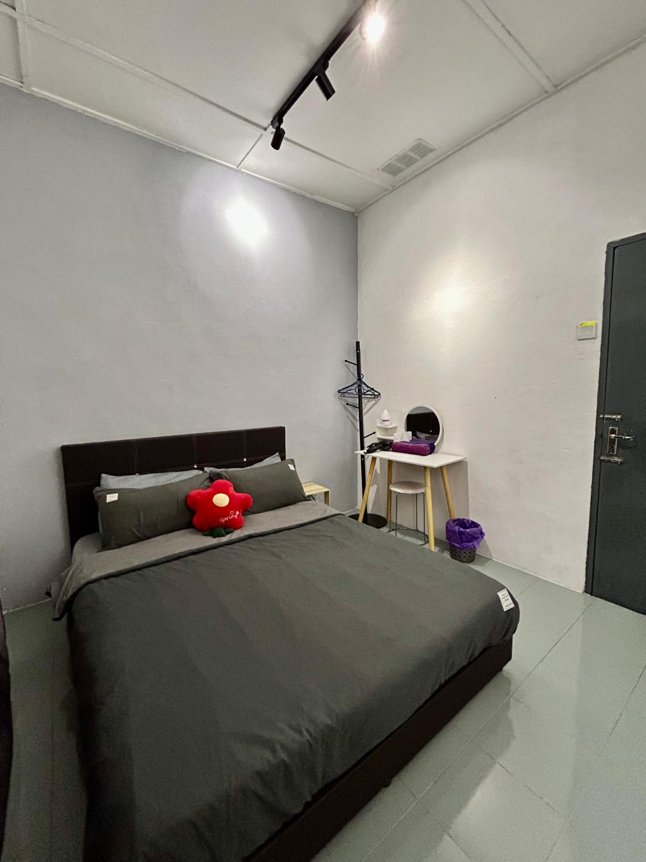 Cozy24#4pax#wifi&netflix#NearAeonAlma#Heritage photo 3