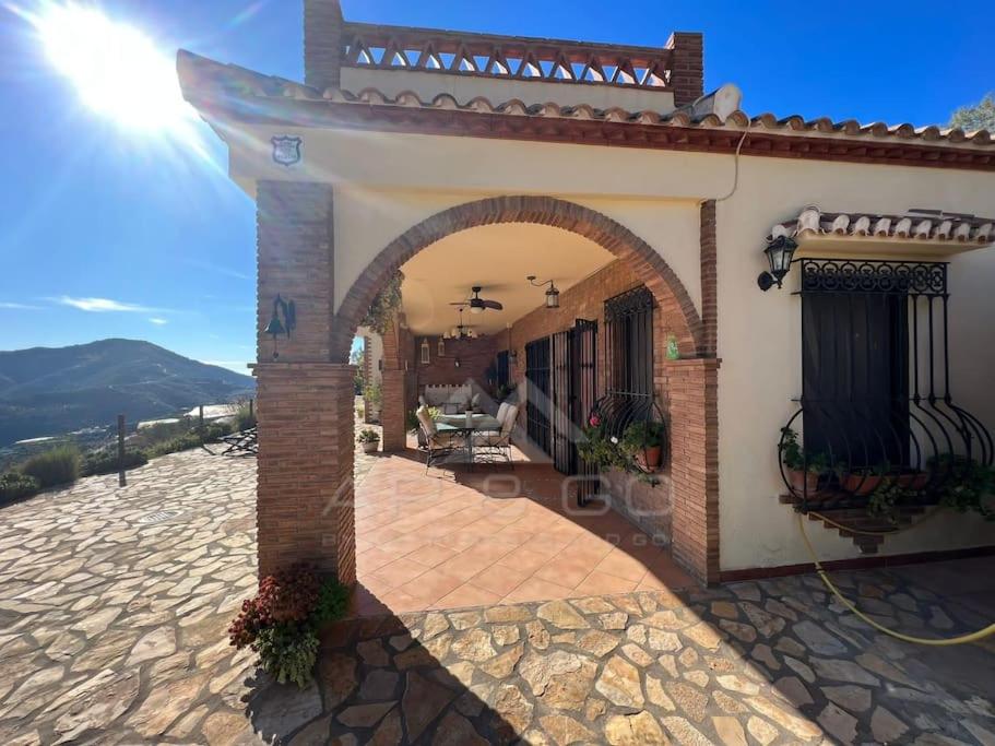 Villa Los once olivos