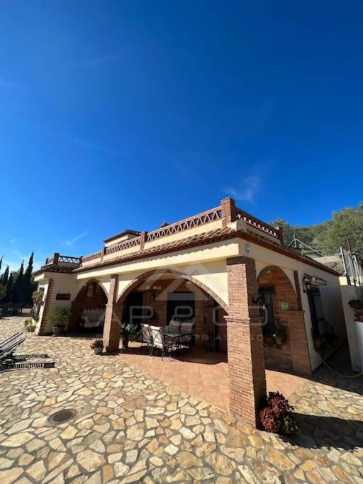 Villa Los once olivos