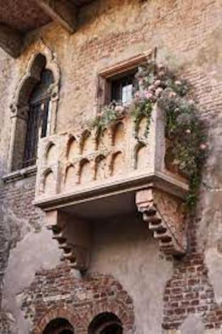 Residenza Sirtori free parking