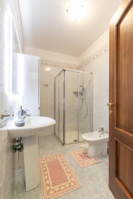Residenza Sirtori free parking