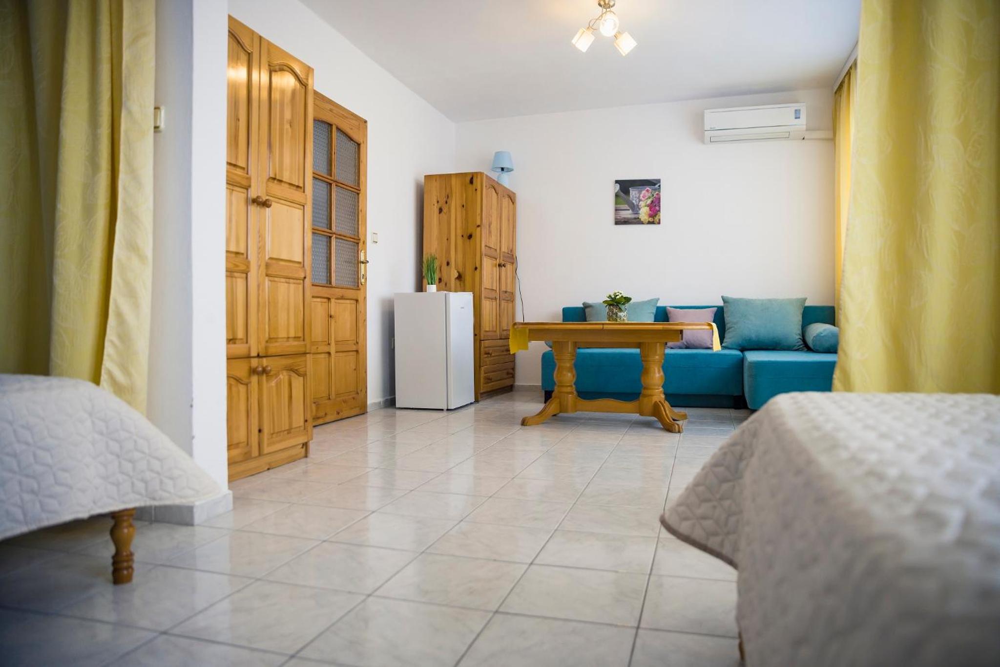 Panorama Chantall-izby,apartmány s výhľadom na more