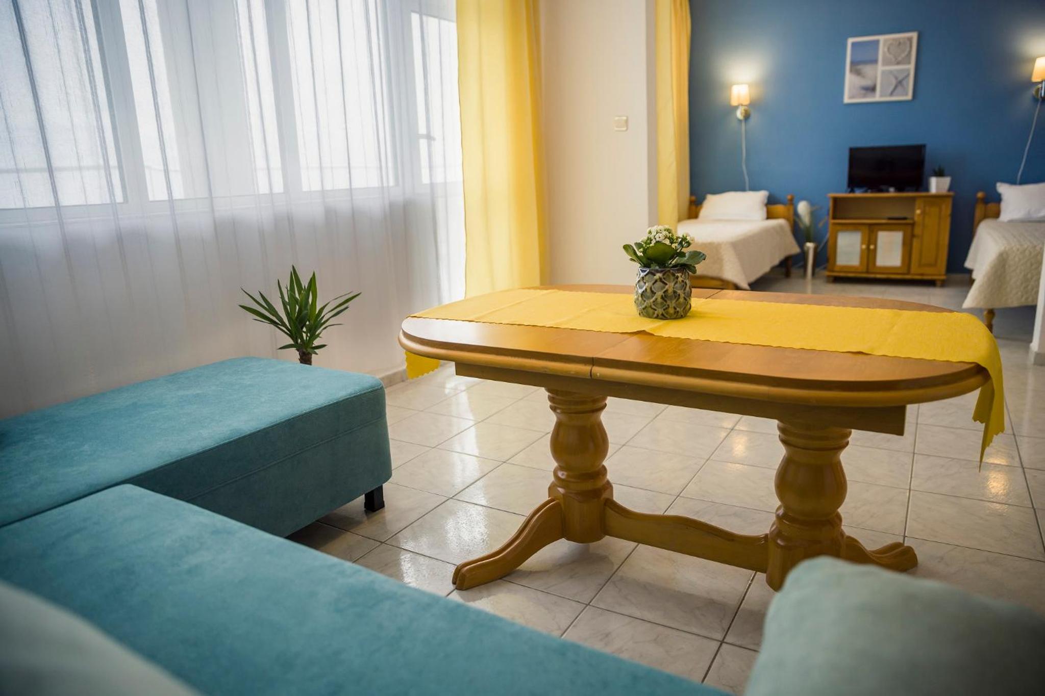 Panorama Chantall-izby,apartmány s výhľadom na more