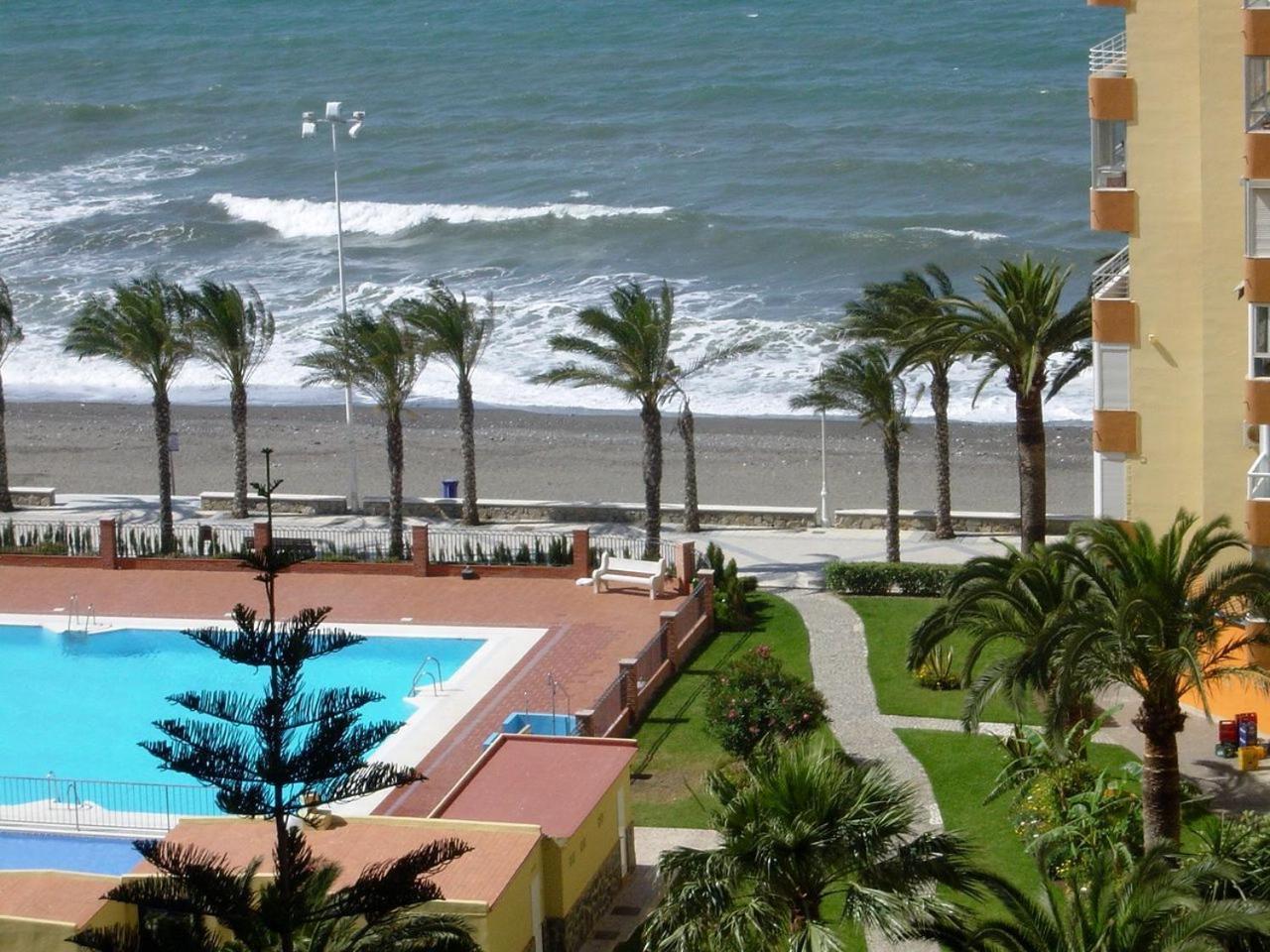 Apartamentos Intercentro Algarrobo-Costa APARTAMENTOS TURÍSTICOS -INMOBILIARIA
