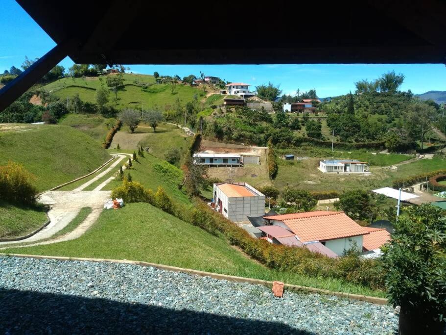 Alojamiento Cabaña El Peñol, cerca Piedra, Guatapé