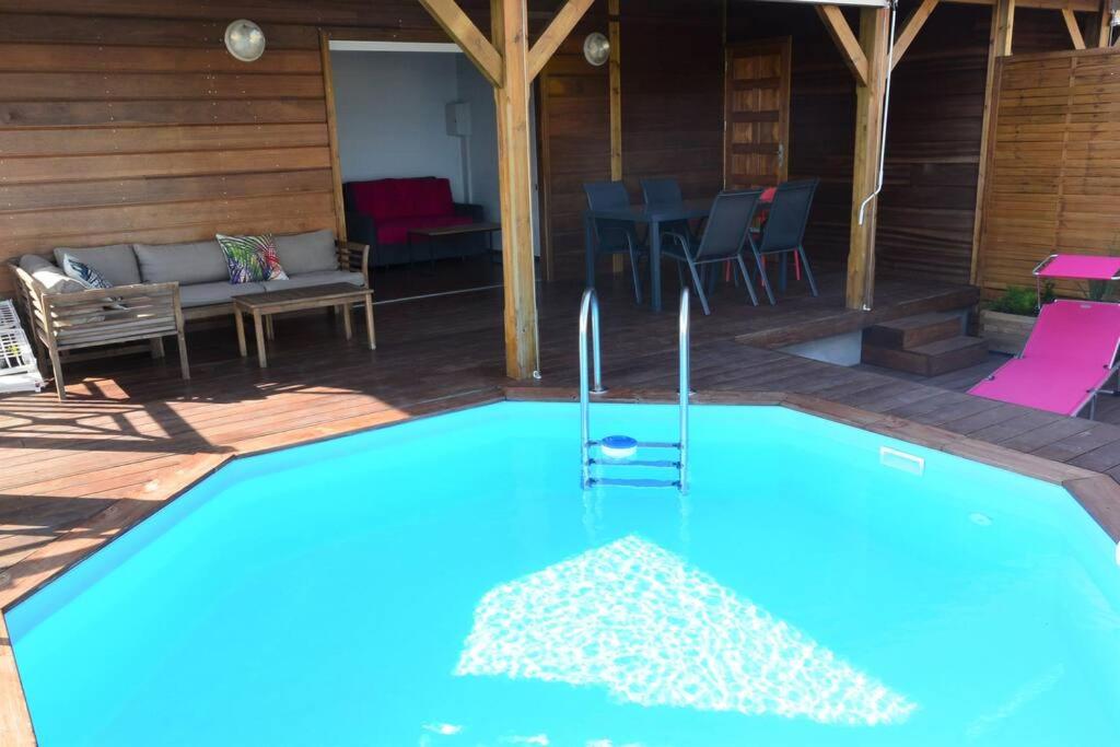 Bungalow Belvu 2chb - piscine personnelle view 2