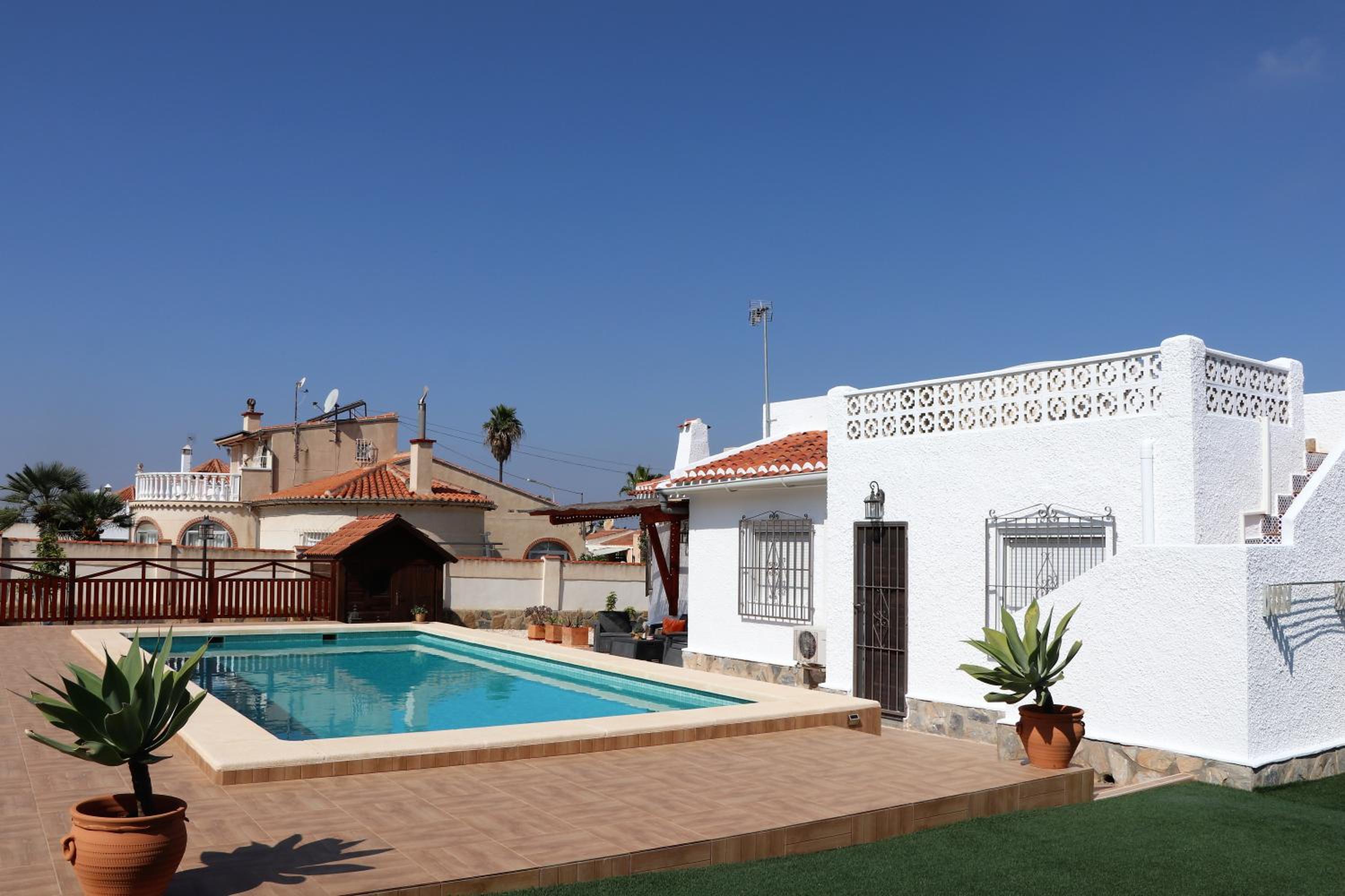 CHALET CON PISCINA PRIVADA