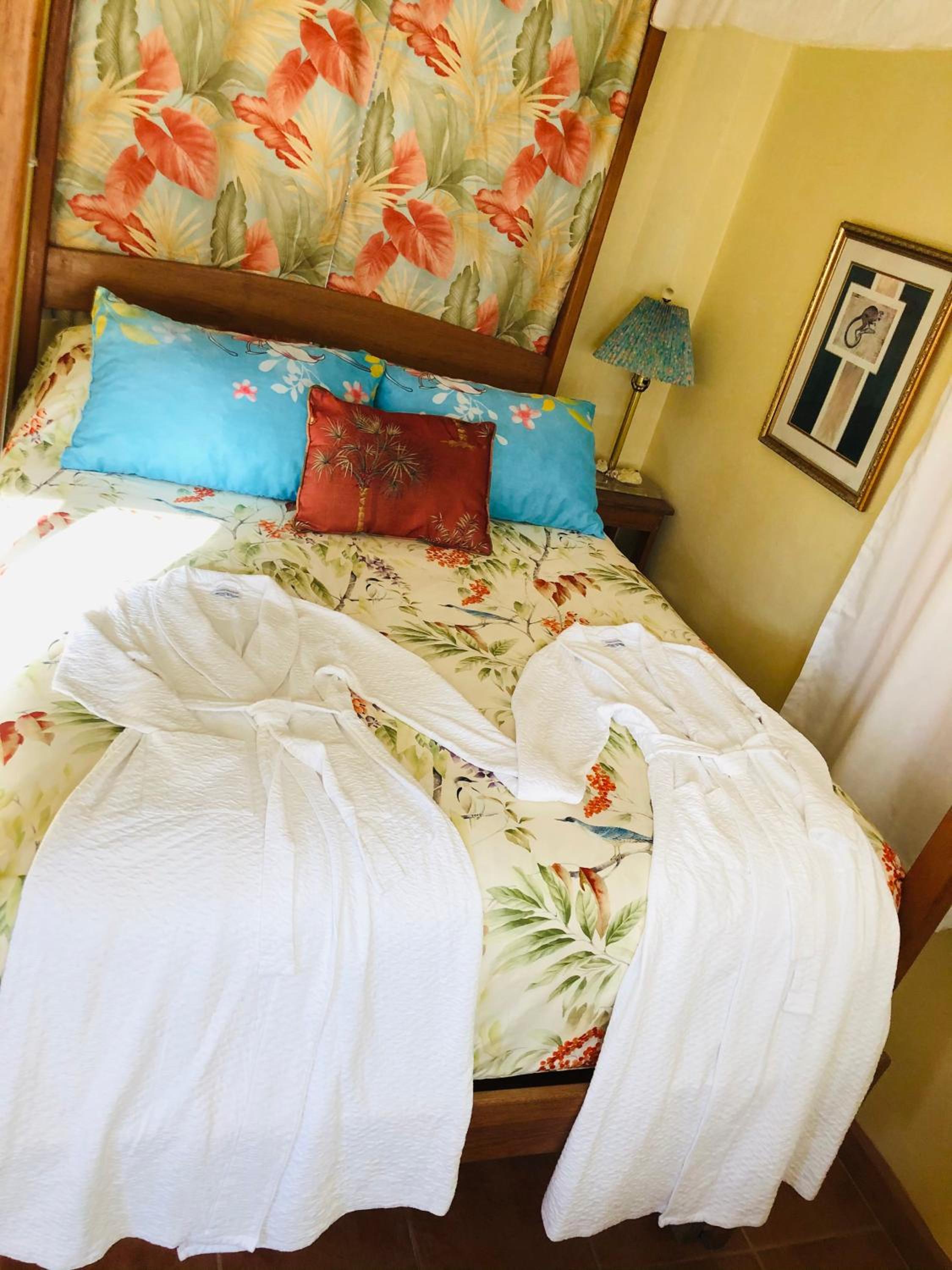 Coral Cove Inn