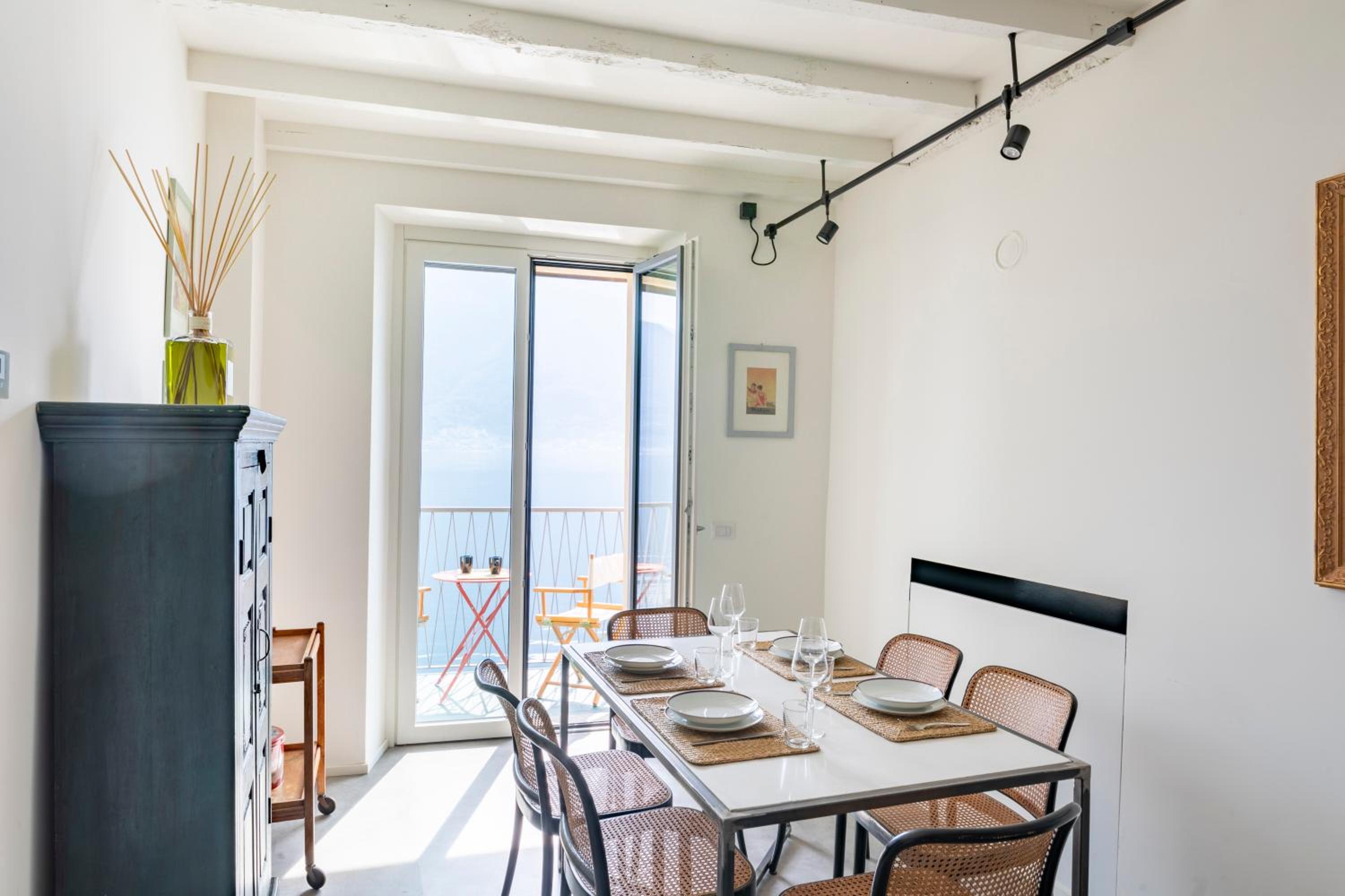La Casa del Pescatore - by MyHomeInComo