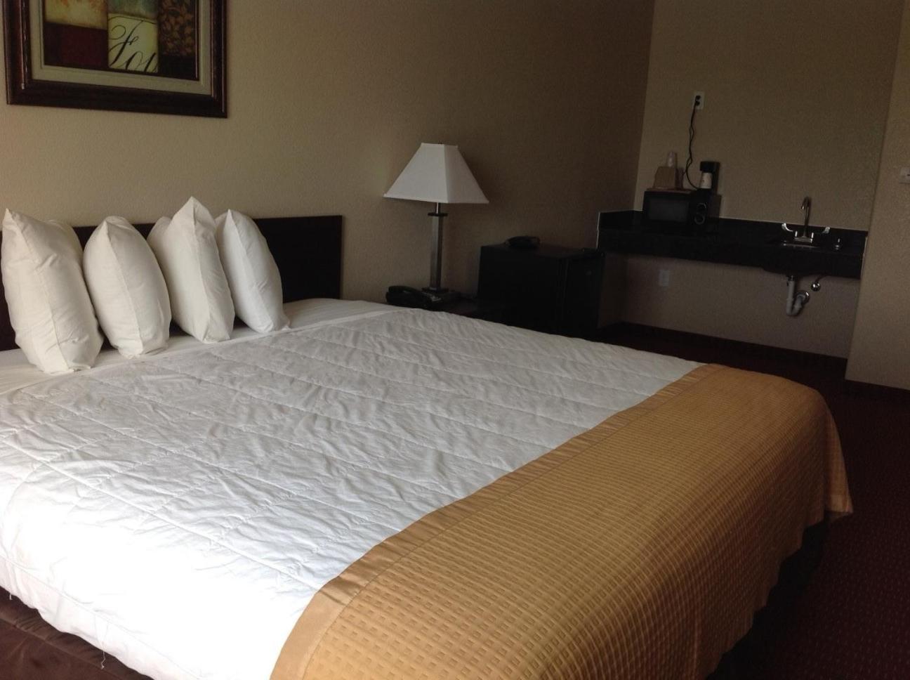 Yorktown Inn and Suites