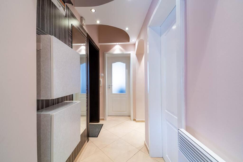 Varna Central Ohrid 2bdr Apartment