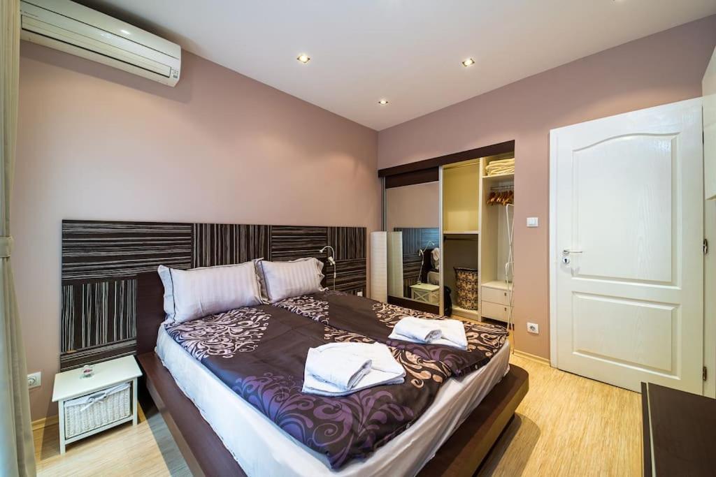 Varna Central Ohrid 2bdr Apartment