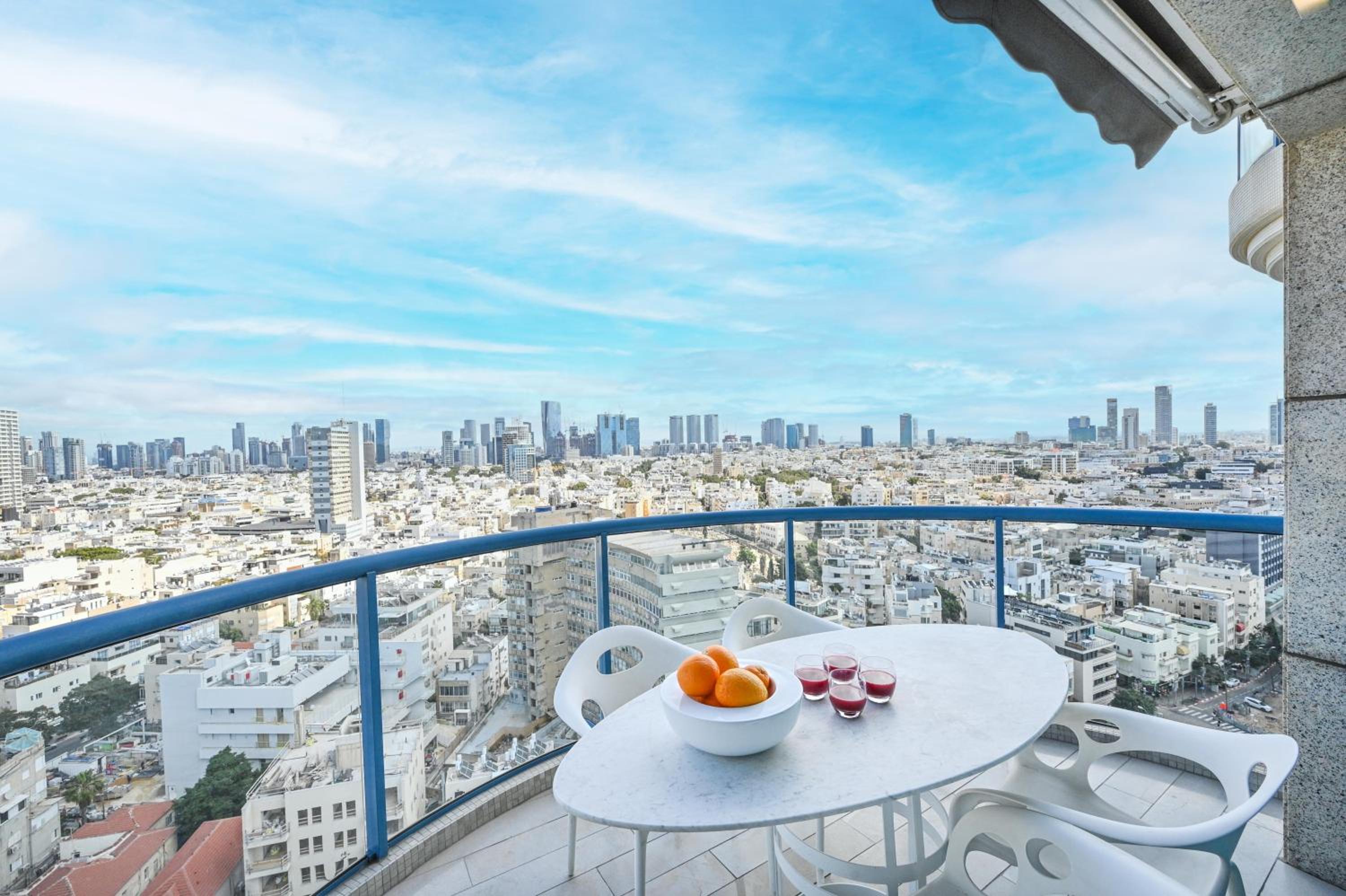 Luxurious 2BR in Isrotel by HolyGuest view 5