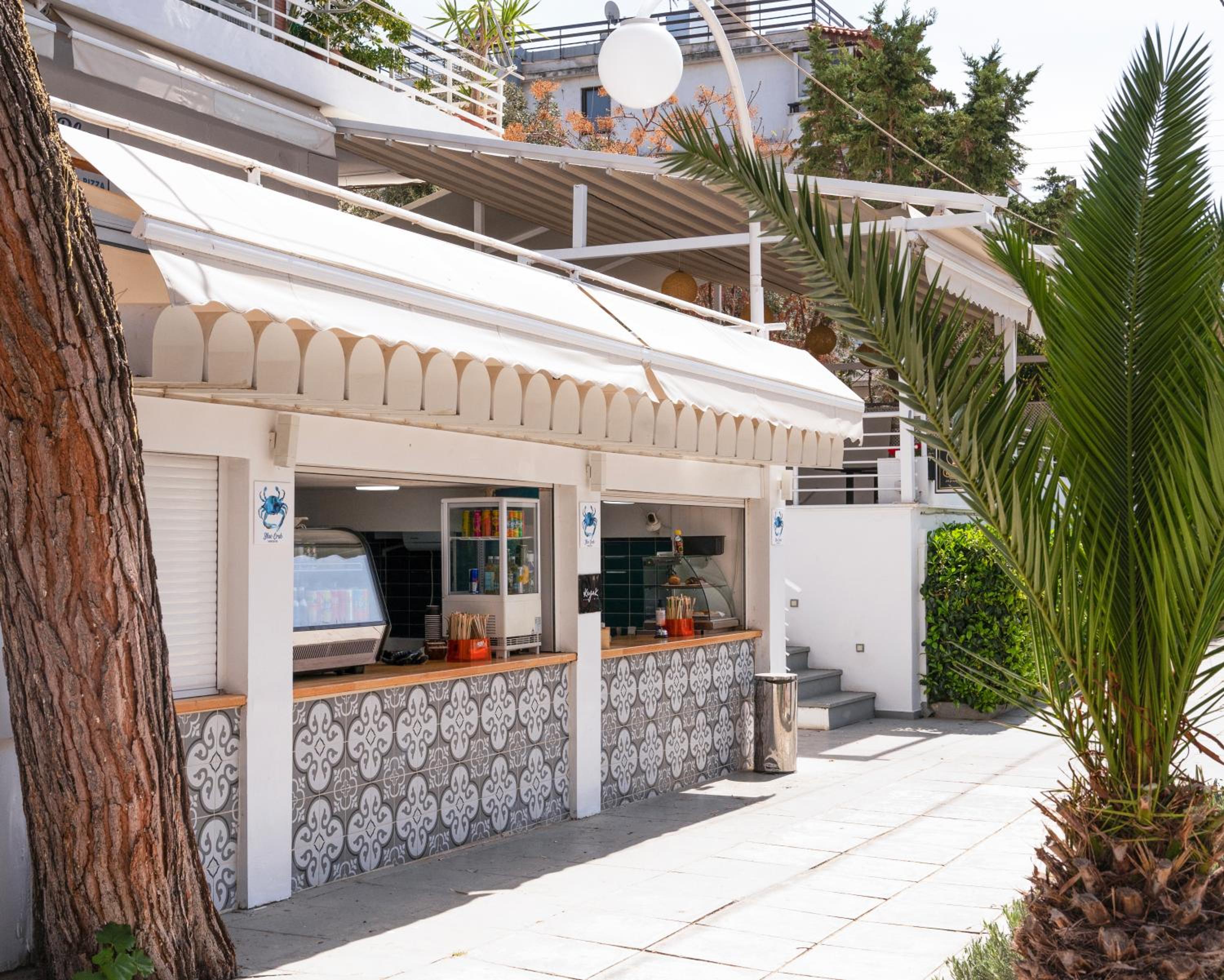 Sun & Sea Suite, Kavouri