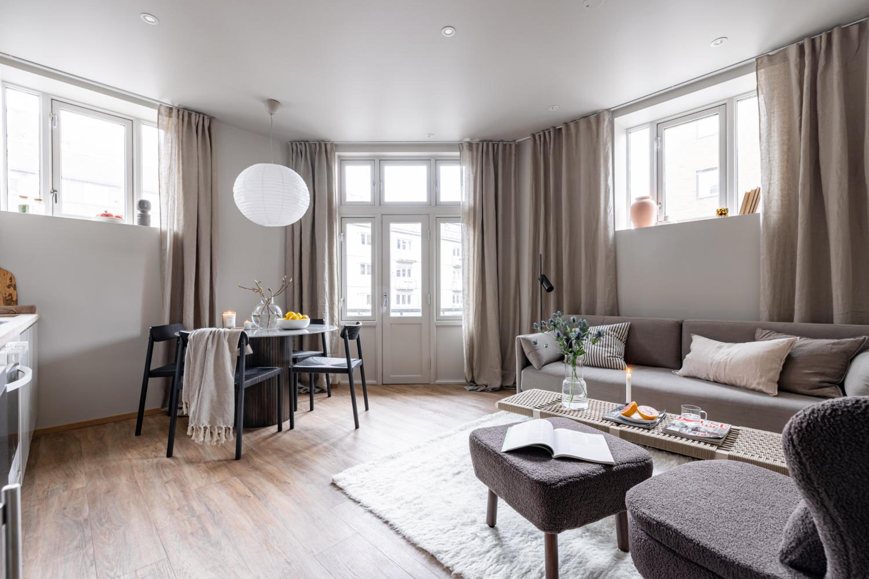 Hotel suite apartment