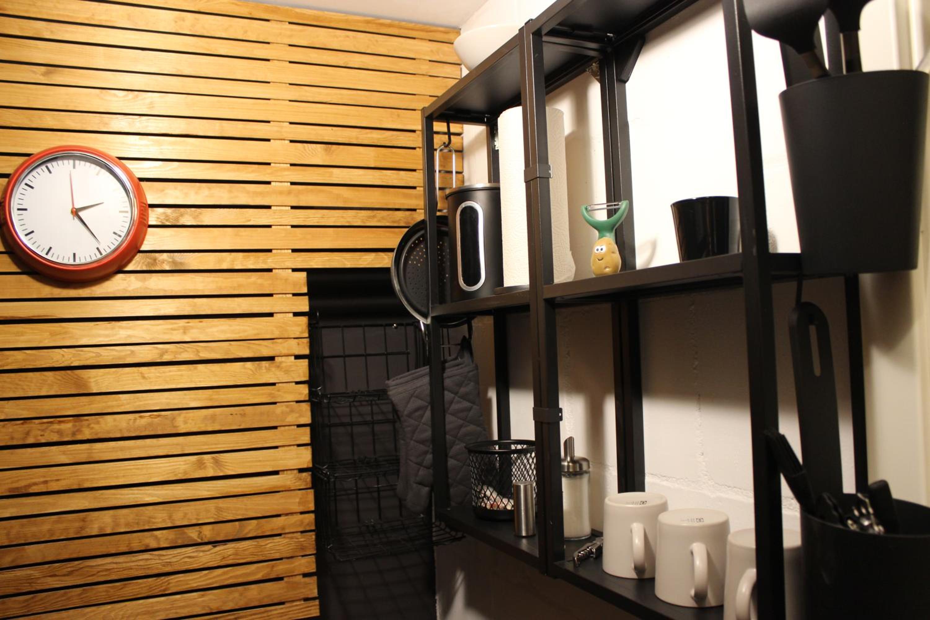 KLEINE SOUTERRAIN WOHNUNG NÄHE HAMBURG