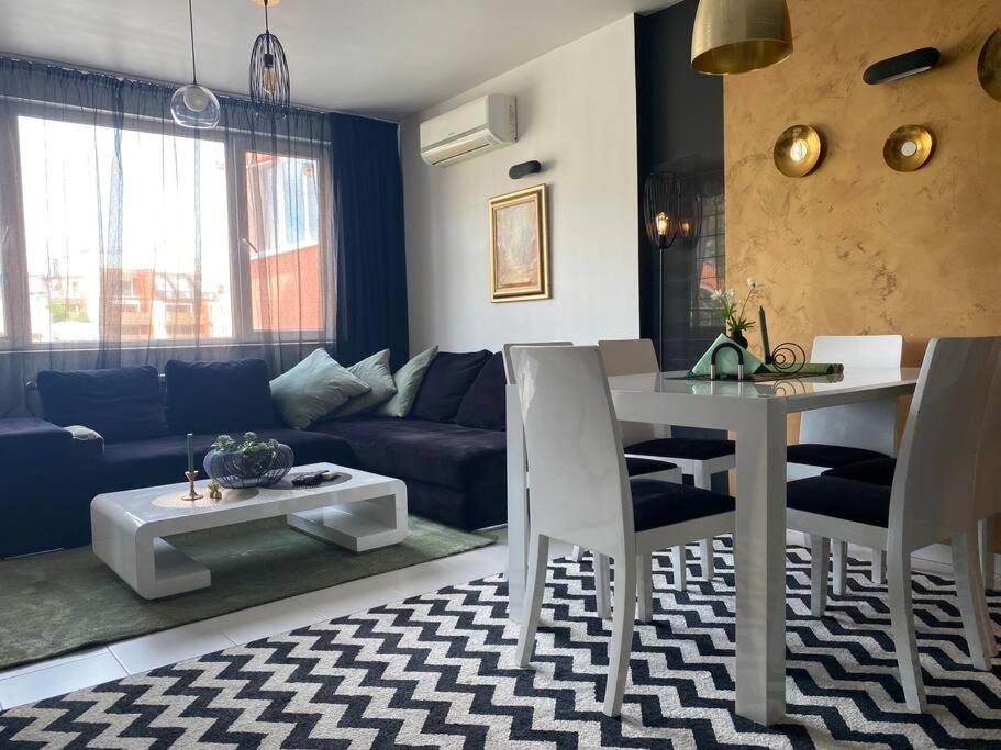 Lovely 1-bedroom apartament with free parking
