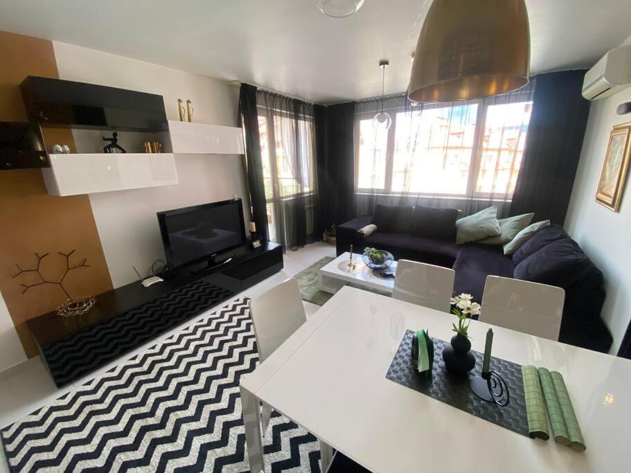Lovely 1-bedroom apartament with free parking
