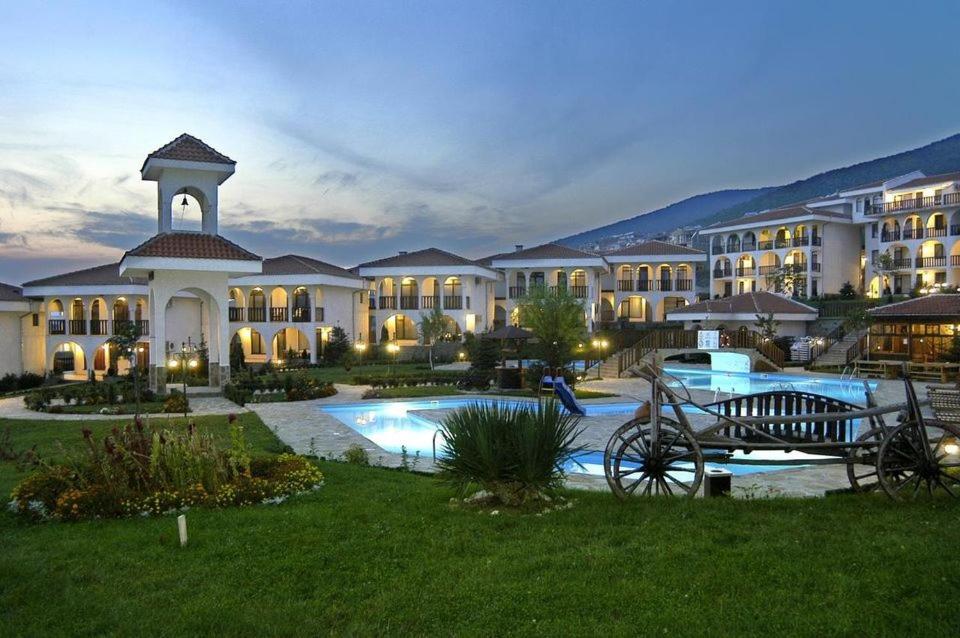 Kambani Arnel Apartment , Marina