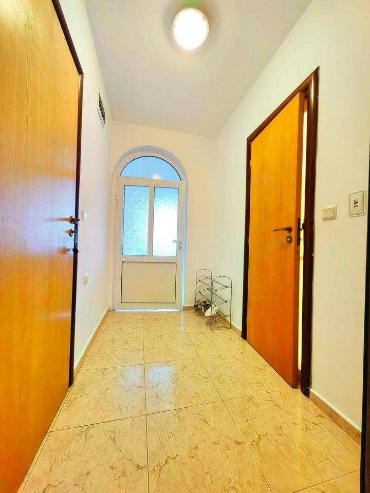 Kambani Arnel Apartment , Marina