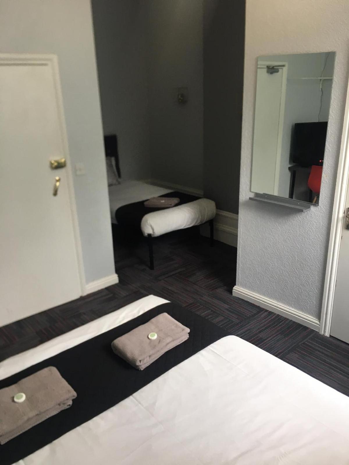 Queens Guesthouse Manchester