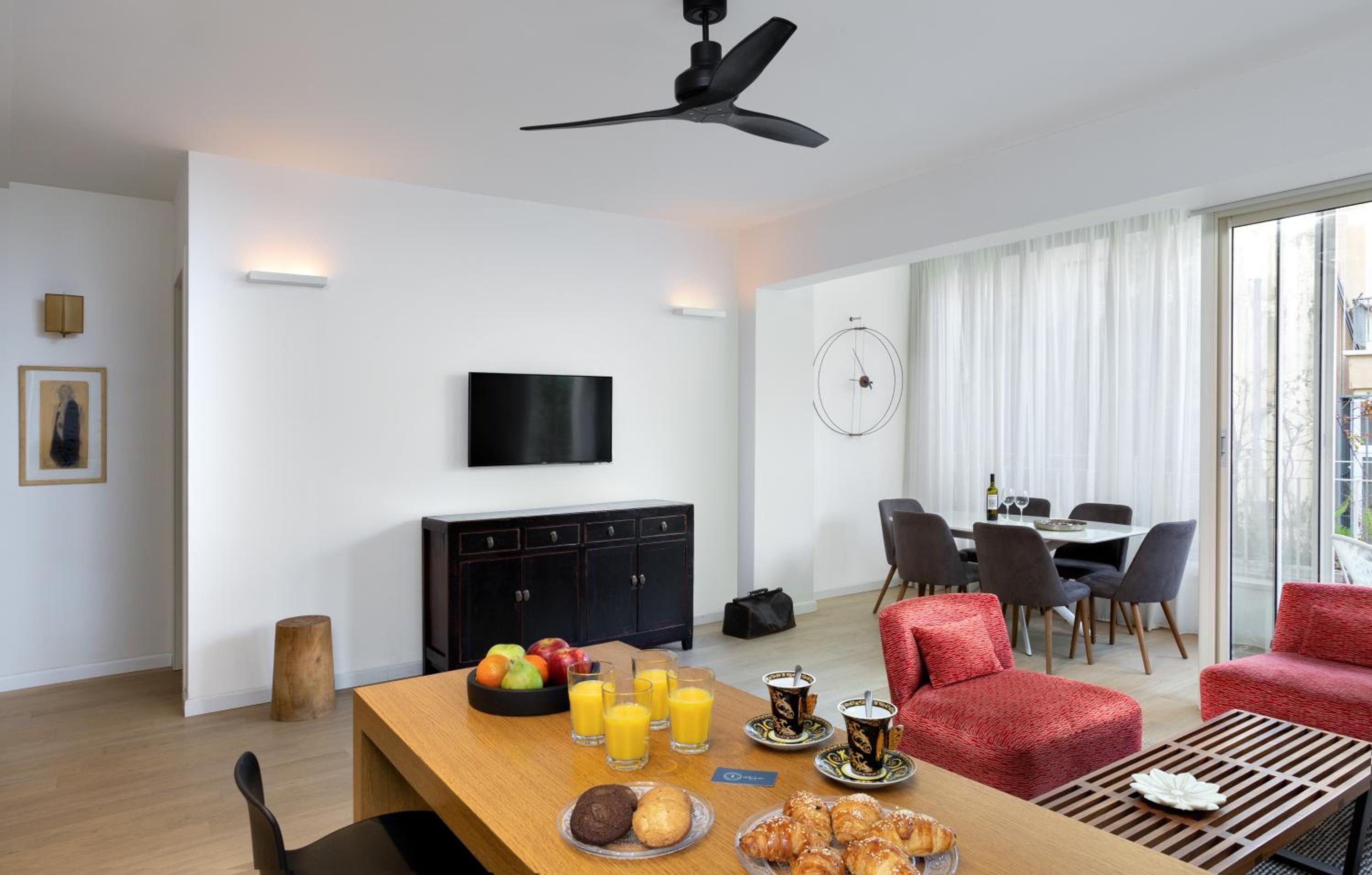Contemporary 3BR in Shenkin by HolyGuest view 4